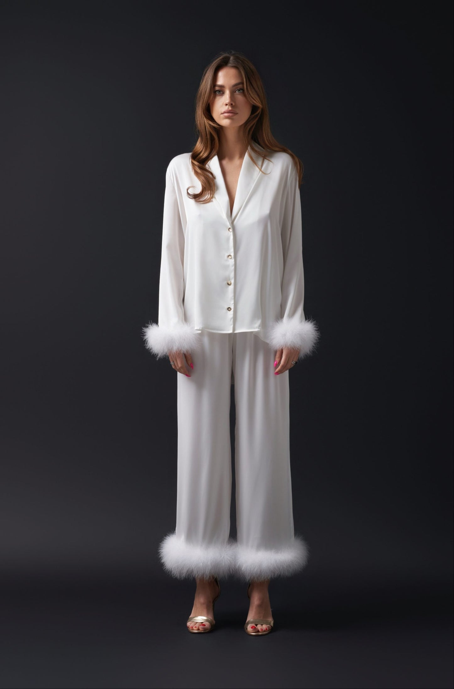 Chantea ivory pajama set with feathers